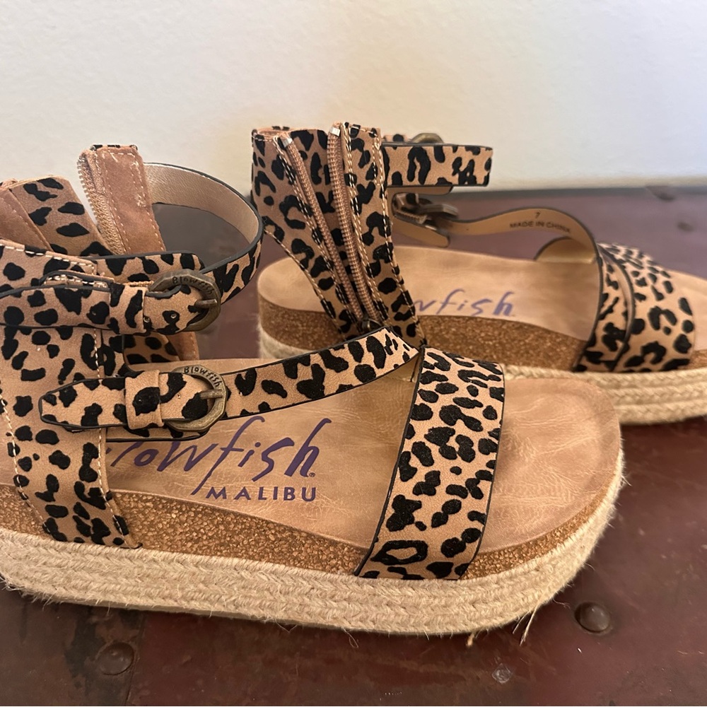 Cheetah print blowfish Sandals